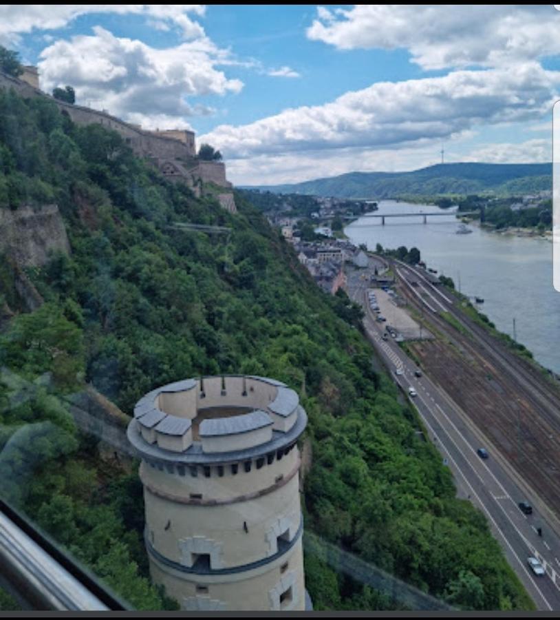 Fewo Mit Terasse Neuwied & Koblenz Εξωτερικό φωτογραφία
